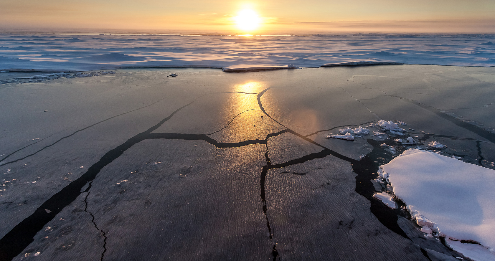Young Arctic sea ice © Alfred Wegener Institute, Mario Hoppmann